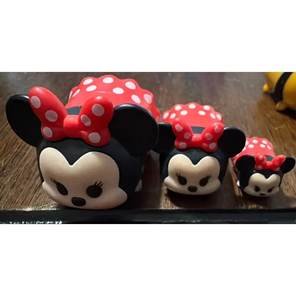 Disney Tsum Tsums Mickey Christmas Disney Store Special Edition & Lot of 13